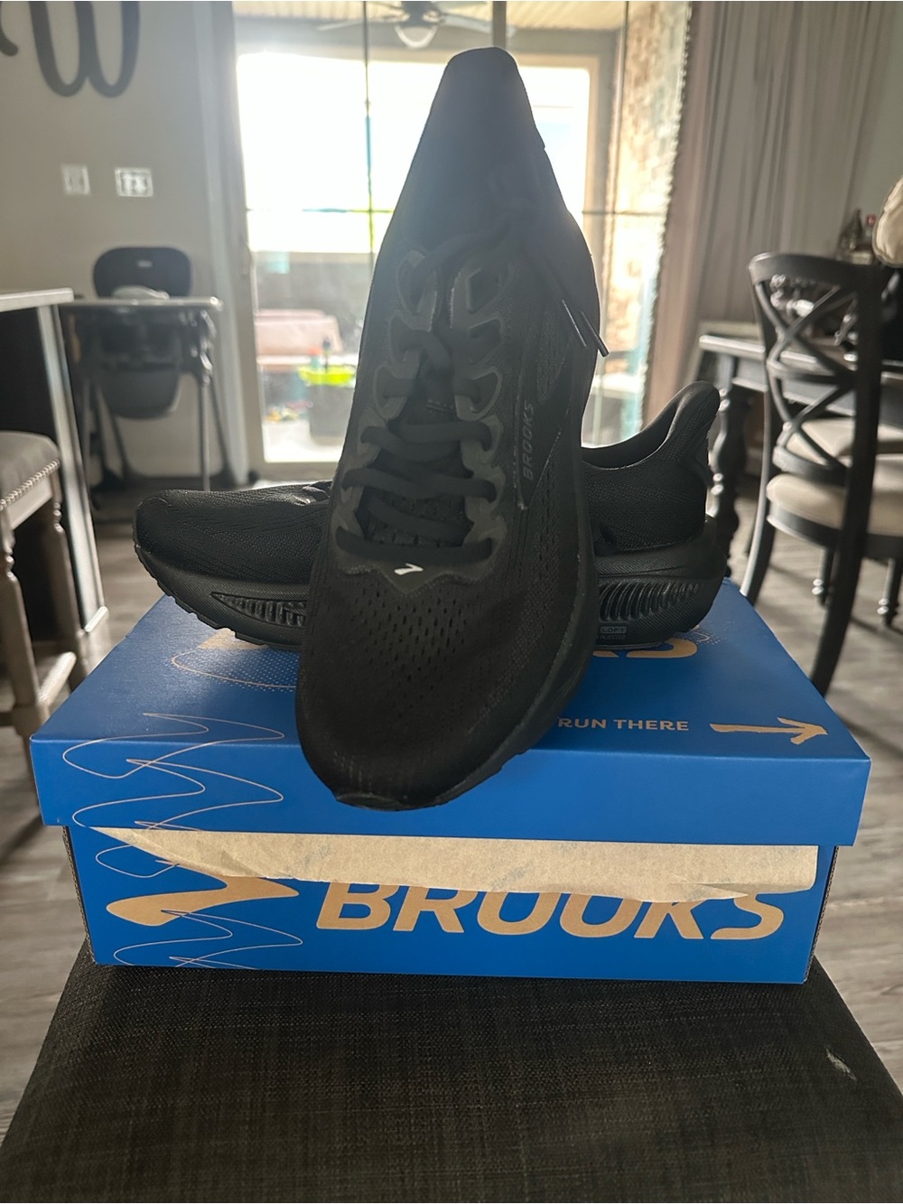 Brooks Women's Black Running Sneakers - All-Black Performance